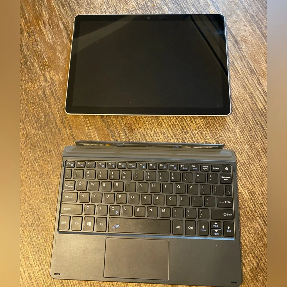 Microsoft Surface Go 8GB 128GB SSD 10-inch Touchscreen Windows Home 10 S